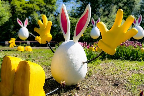 Кролики и пасхальные яйца: на Спивочем отмечают Пасху