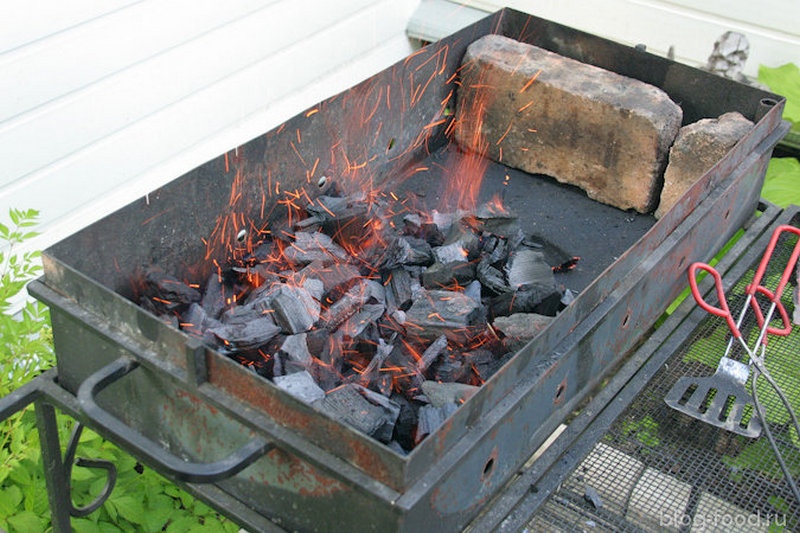 Как можно разжечь уголь без жидкости для розжига