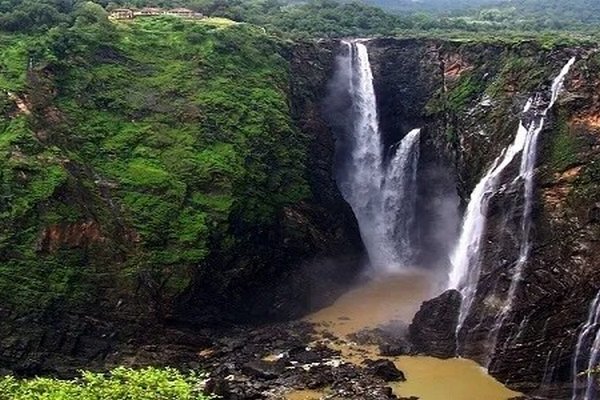 Топ-10 самых красивых и самых больших водопадов в мире