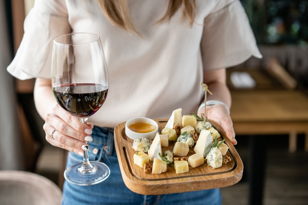 Сыр и вино — как правильно сочетать