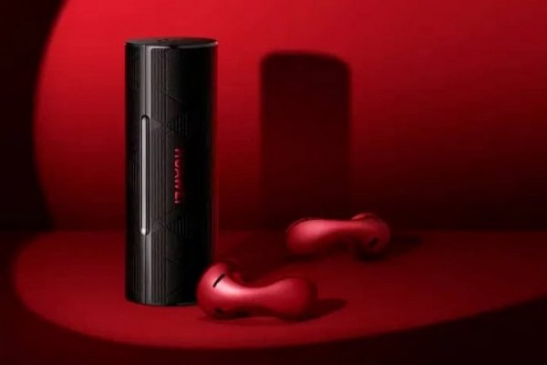 Представлены наушники в форме губной помады Huawei FreeBuds Lipstick 2