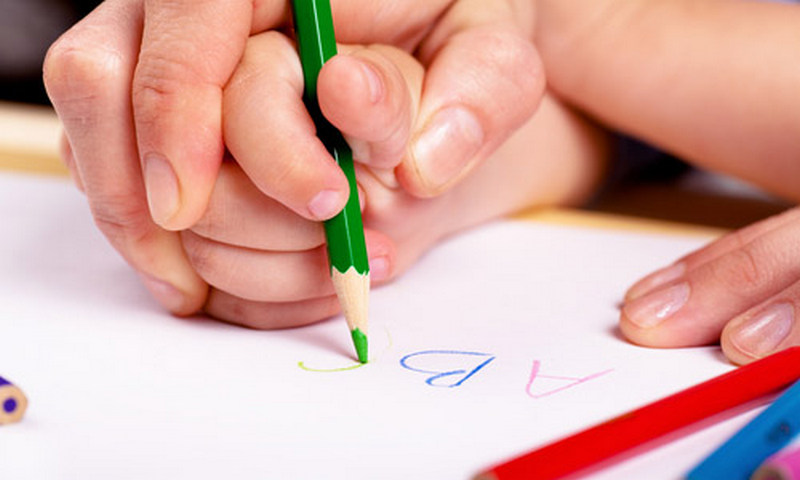 Как научить ребенка письму