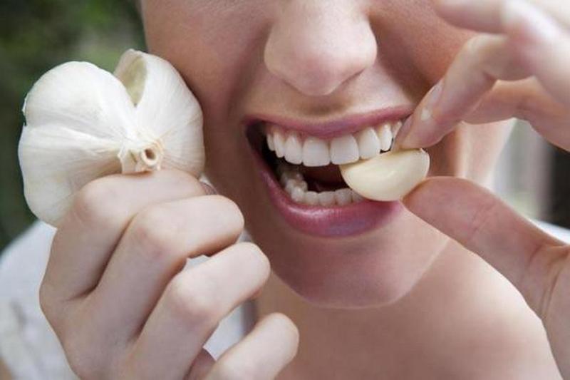 Острая зубная боль, средства народной медицины