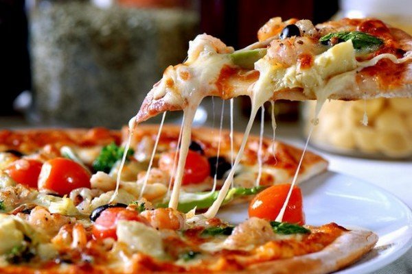 Смачна піца – чудовий вечір!