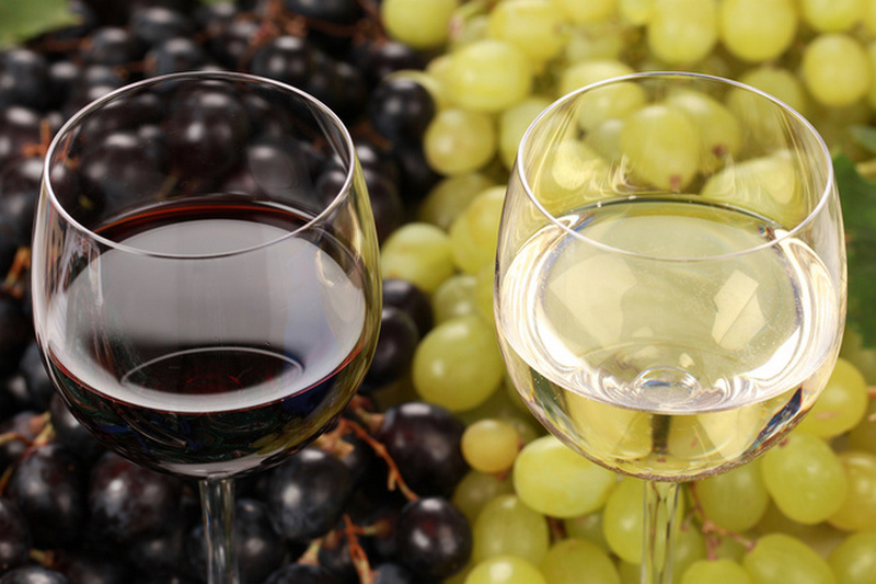 Как приготовить домашнее виноградное вино