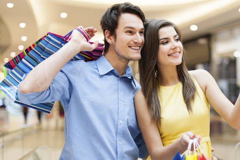 Советы для мужчин: как превратить женский шопинг в праздник