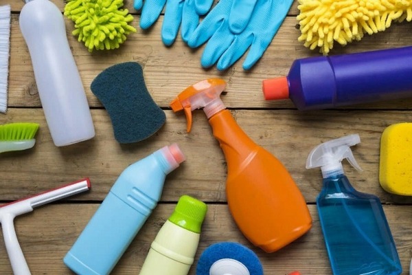 Как сэкономить на средствах для уборки дома?