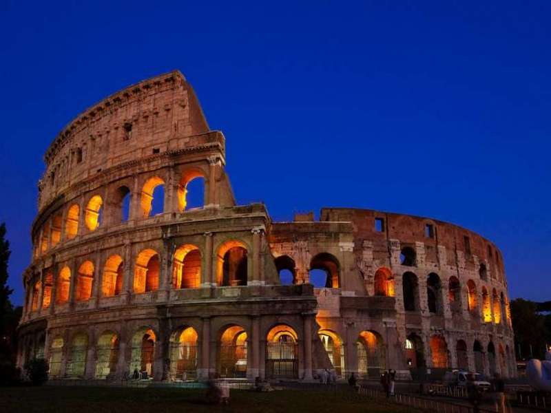 Стало известно, когда для туристов откроют римский Колизей