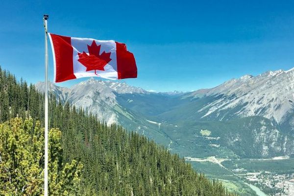 Канада продлила запрет на въезд туристов до 31 июля