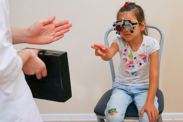 Почему нужно выбирать именно специализированную детскую глазную клинику