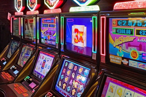 Игровые автоматы казино Вулкан на деньги и бесплатно