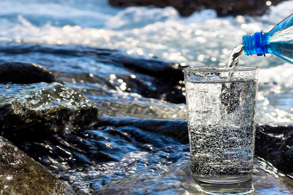 Чем полезна артезианская вода