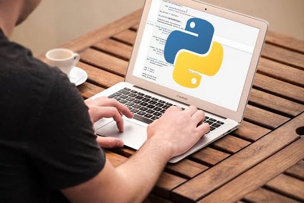 Онлайн-курс программирования на Python 3