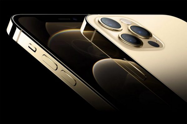 Новый iPhone 12 Pro Max рекордно подешевел