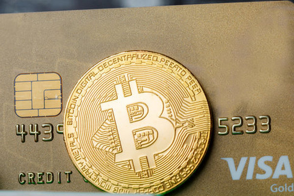 Visa выпускает кредитную карту с кэшбеком в биткоинах