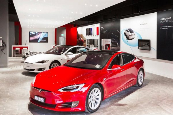 Tesla подняла цены на свои электромобили