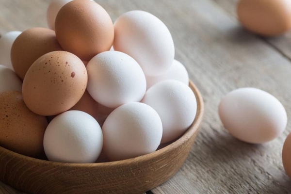 Медики объяснили, кому противопоказаны яйца