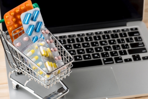 Особенности и преимущества покупок через интернет-аптеку