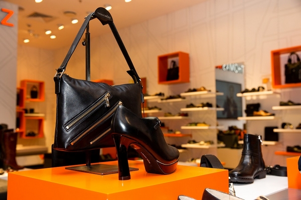 Женская обувь в магазине Thomas Munz