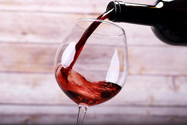 Польза и вред красного сухого вина: что нужно знать об употреблении этого напитка