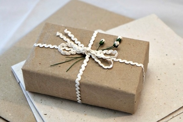 Як гарно упакувати подарунок: 5 ідей і перелік матеріалів