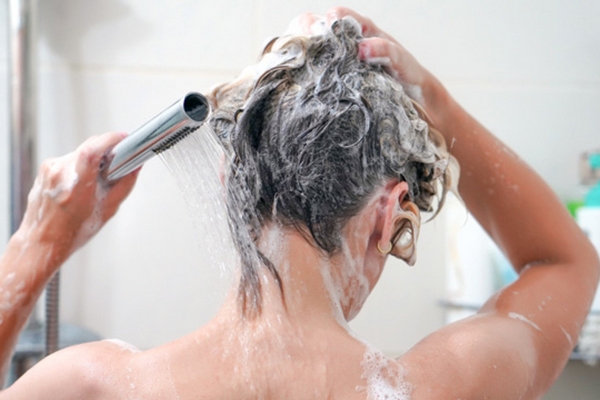 Шампунь для окрашенных волос Global Keratin: полезные компоненты и заметный результат