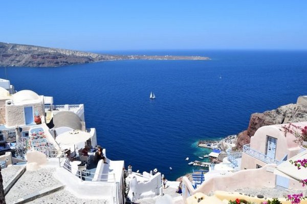 Снова в топе. Греция оказалась среди самых популярных направлений для туристов в Европе