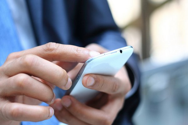 Что делать, если пропала мобильная связь: четыре способа сообщить о себе