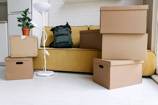 Как аккуратно перевезти мебель на другую квартиру