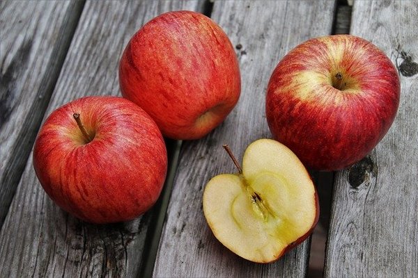 Медик объяснила, как яблоки помогают избежать онкологии