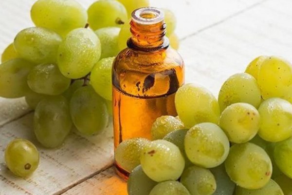 Обертывание с маслом алоэ и виноградным соком