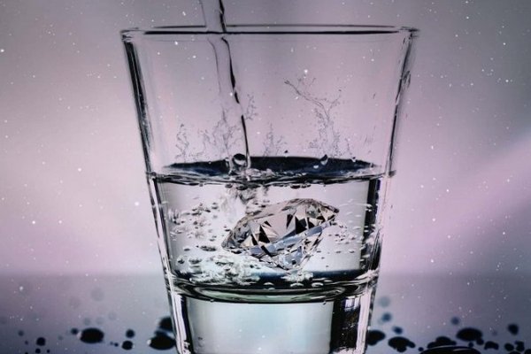 Ученые выяснили сколько на самом деле воды нужно пить каждый день