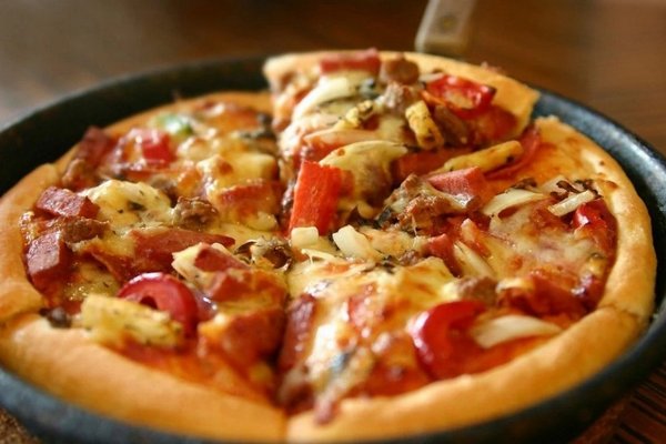 Рецепт пиццы на сковороде за 10 минут: быстрее не бывает