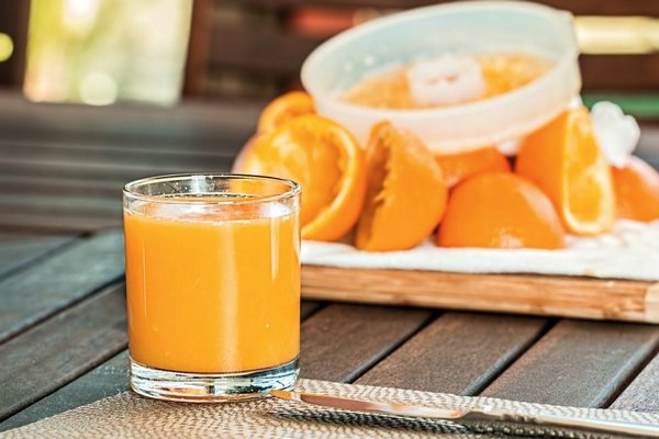 Почему полезно пить апельсиновый сок