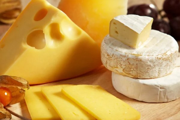 Просто укусите: простые способы проверить качество твердого сыра