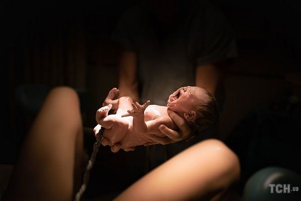 Стоит ли мужчине присутствовать на родах: акушер-гинеколог удивил ответом