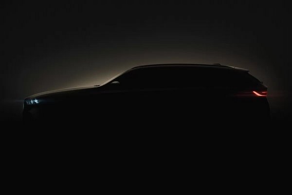 BMW впервые показала изображение нового универсала 5-Series G60