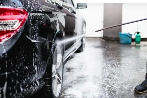 Почему зимой автомобиль нужно мыть еще чаще: малоизвестные нюансы