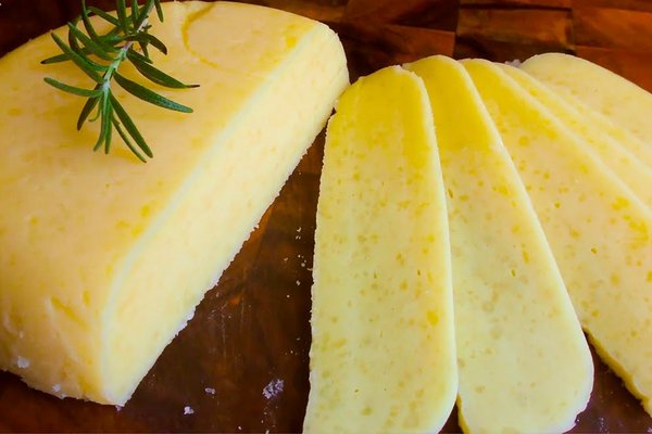 Домашний твердый сыр: простой рецепт для начинающих сыроваров