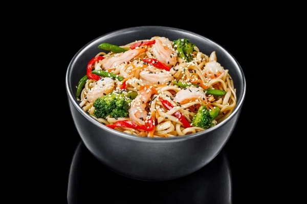Топ-5 корисних страв японської кухні, які можна замовити у EatSushi