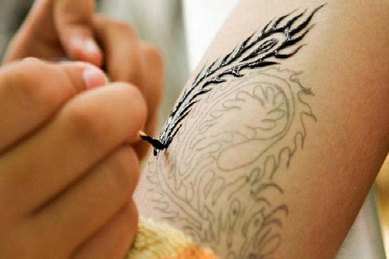 Временные татуировки грозят аллергией