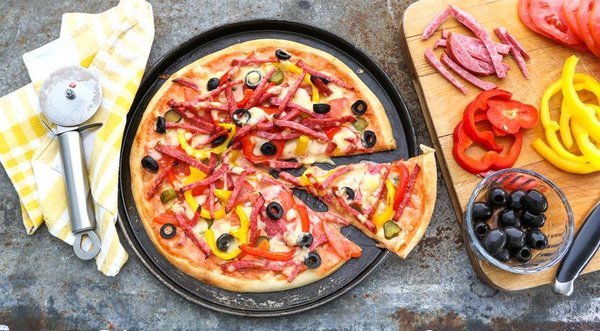 Пицца – культовое блюдо поколений