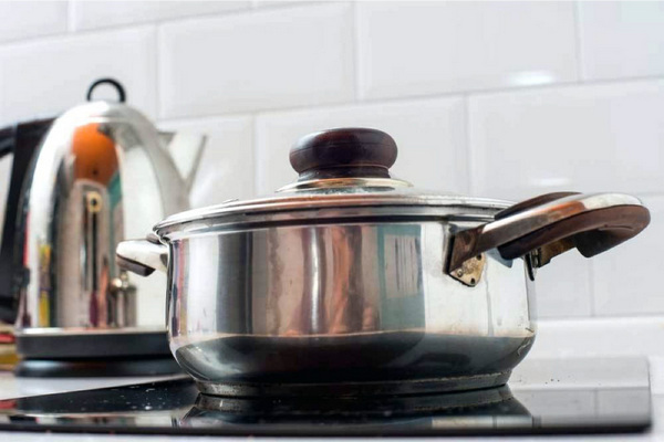 Какая посуда подходит для стеклокерамической плиты?